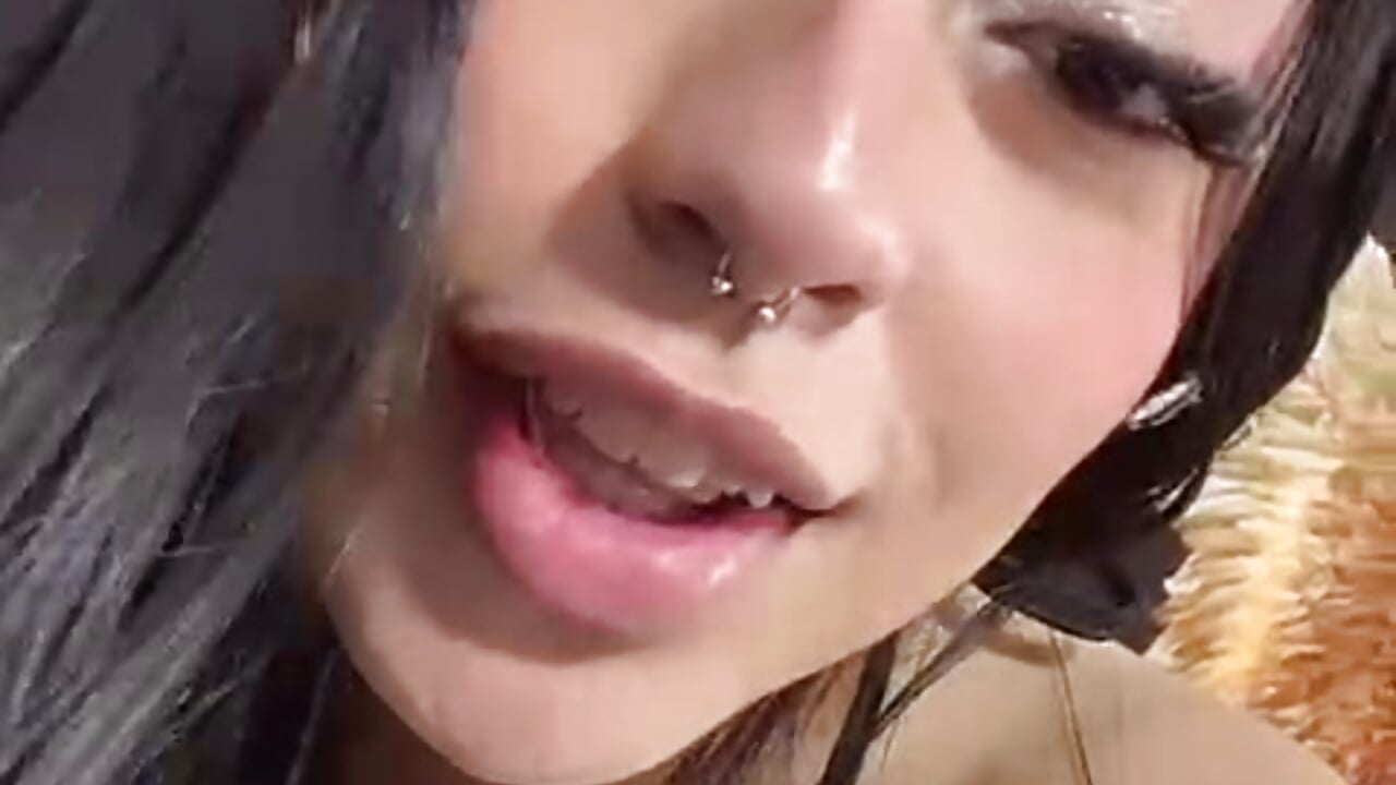 Enjoying my body in my room - video by Miss_Angel0 cam model