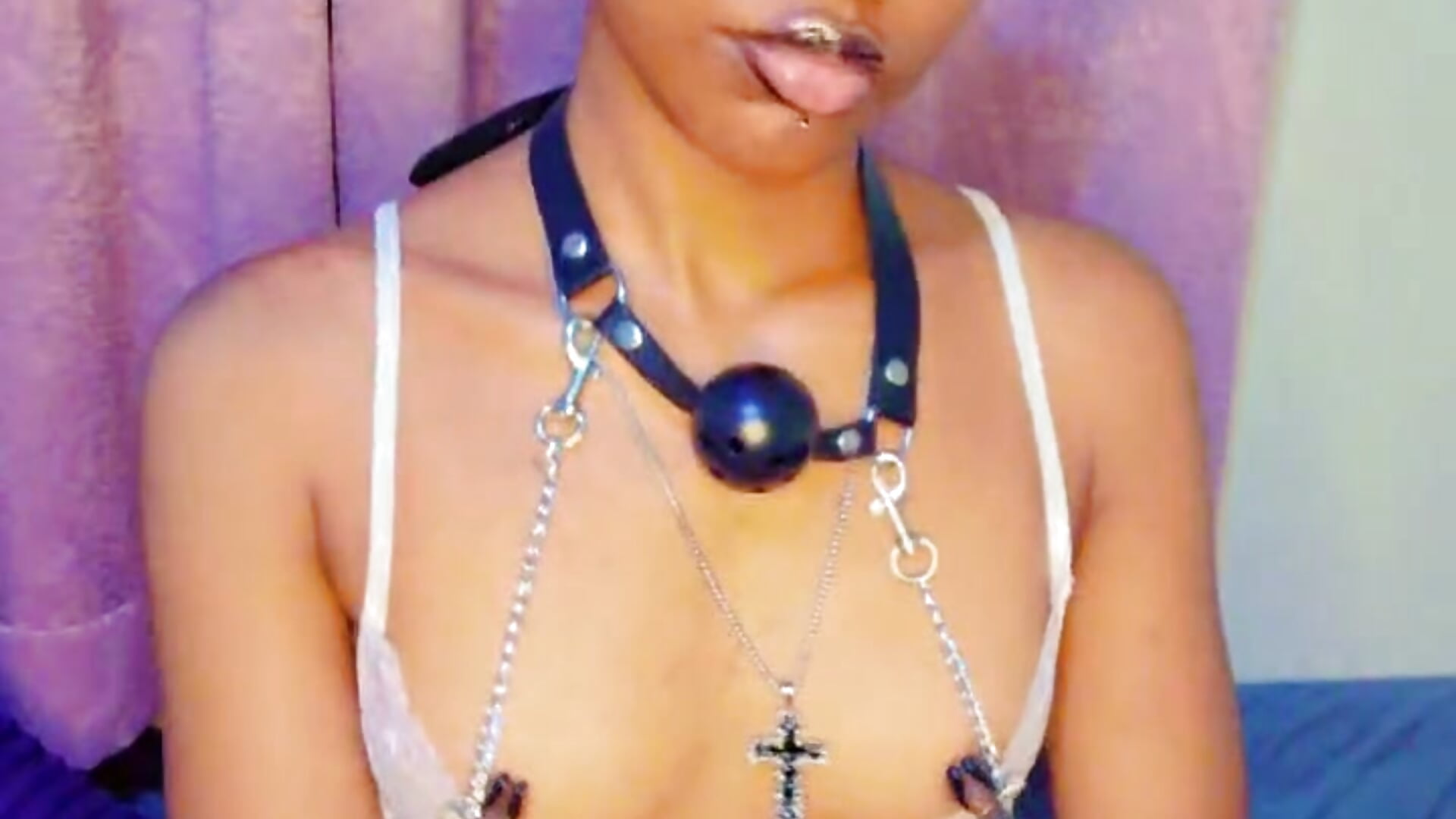Clean poison - video by ScentingToluene cam model