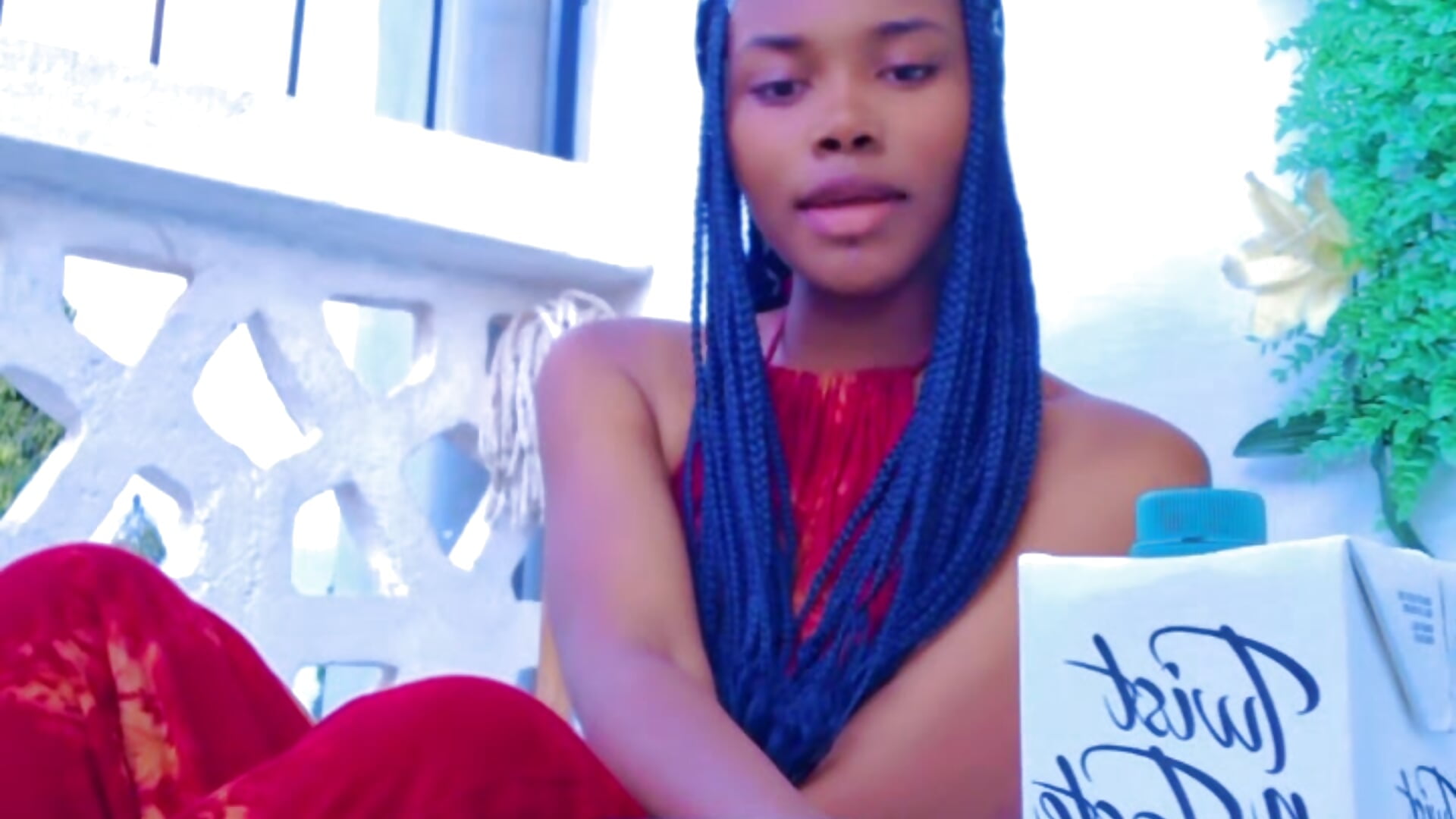 Juicy p***y 💦🙈 - video by ScentingToluene cam model