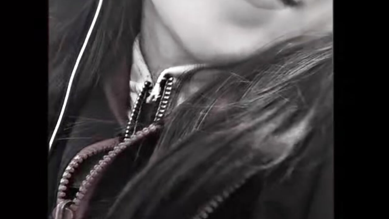 Snapchat-561981585[1]– spicyjtom_a kameramodell videója