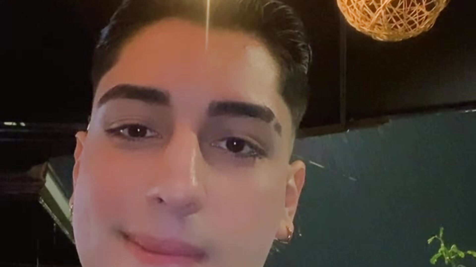 Me😊⚡️ - video by Thiago_winteer cam model