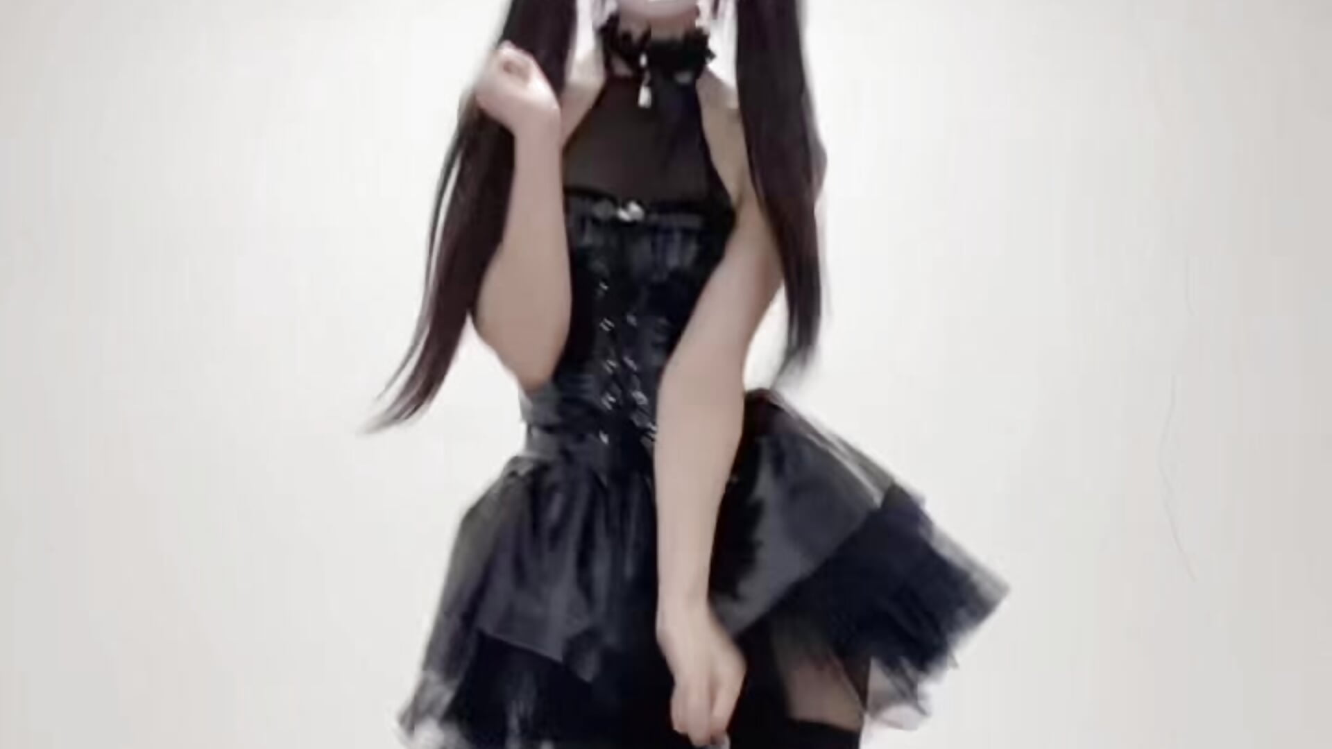 微信视频2025-09-05_005845_658 - video by xinxin-966 cam model