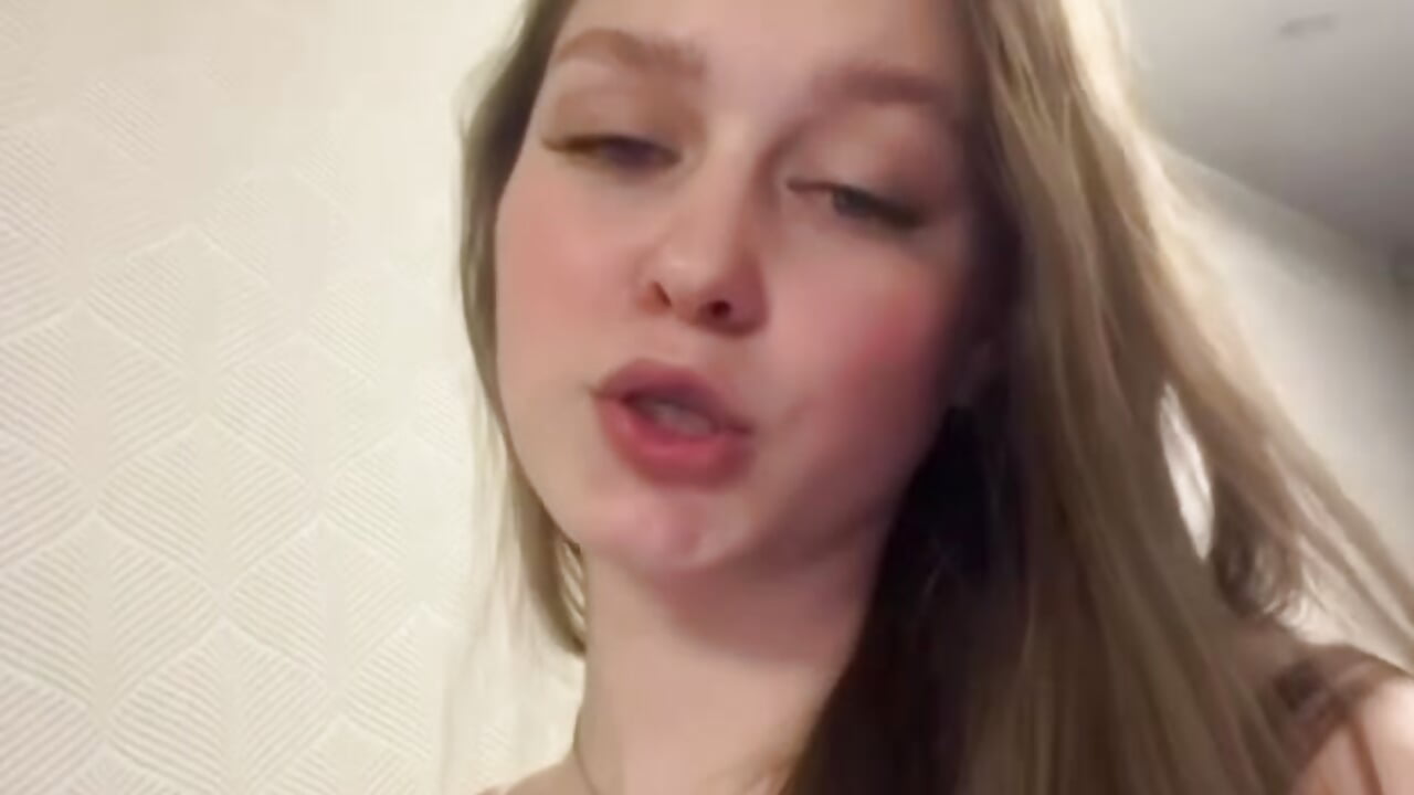 😎Chill😎 - video by SoSweetGirl cam model