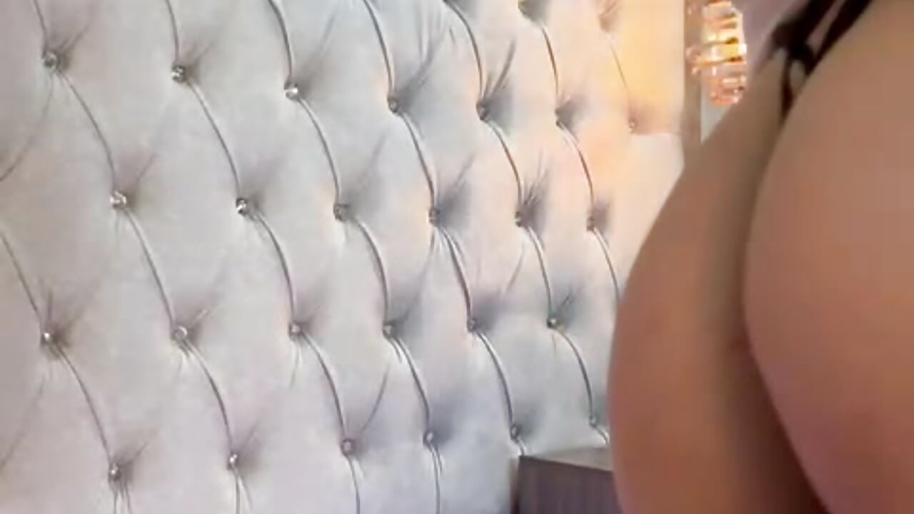 come here daddy - vidéo du modèle de showcams redd_pandaa