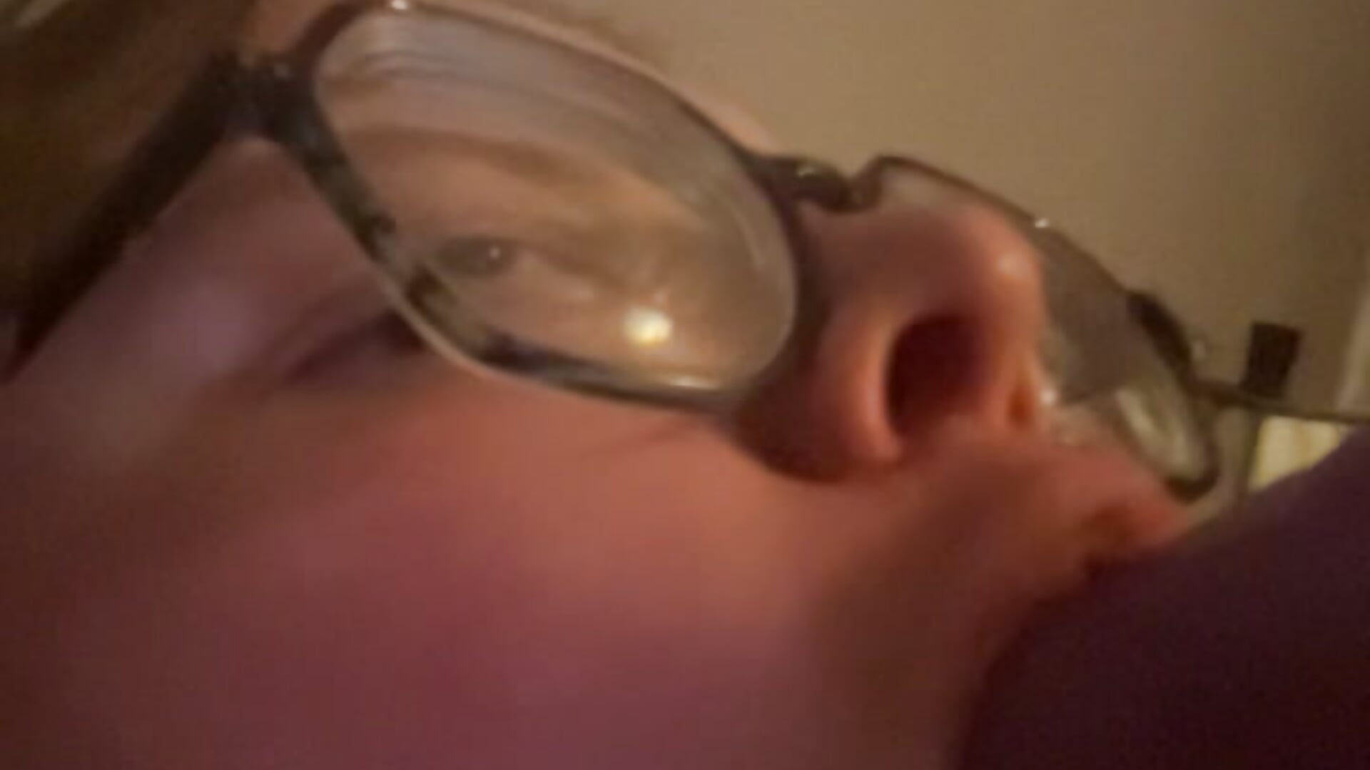 Dildo gagging - video by chubbykinkyslut2 cam model