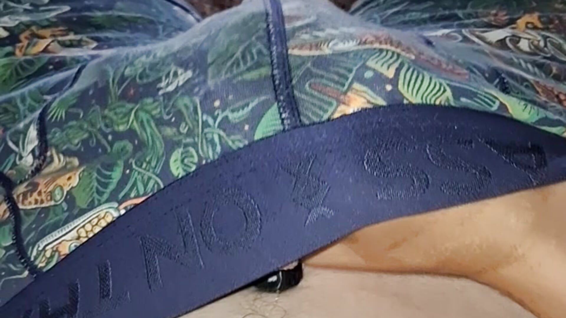 Wichsen mit Slip von Stiefschwester - video by TeenBoySolo068 cam model