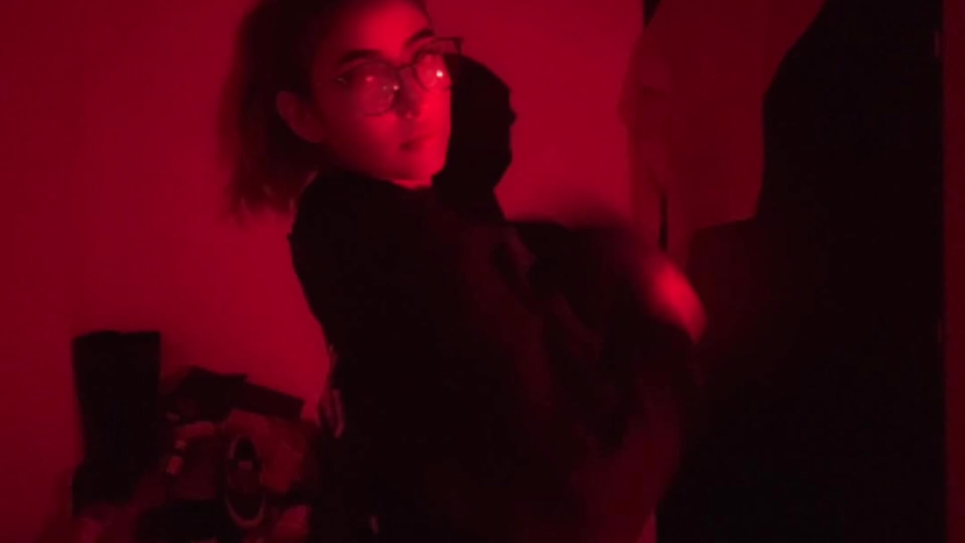 Algo tranqui🙂‍↕️ - video di AliceTeenager___ modella di cam