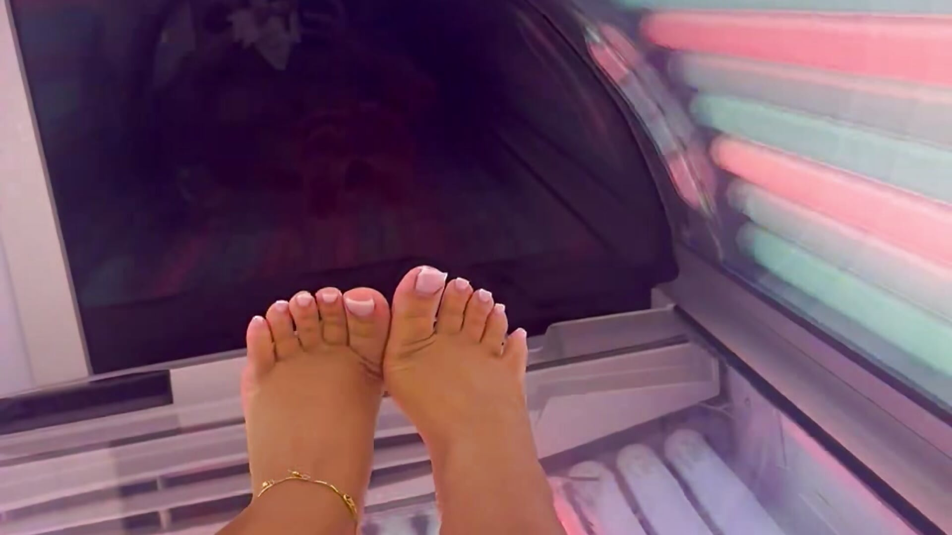 For my feet loving men…💕 - Honeyxoxxo adlı kamera modelinin videosu