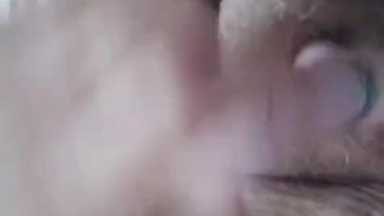 As Bellas enfiando o pau de borracha uma na outra - vidéo du modèle de showcams Bellapotencia1985