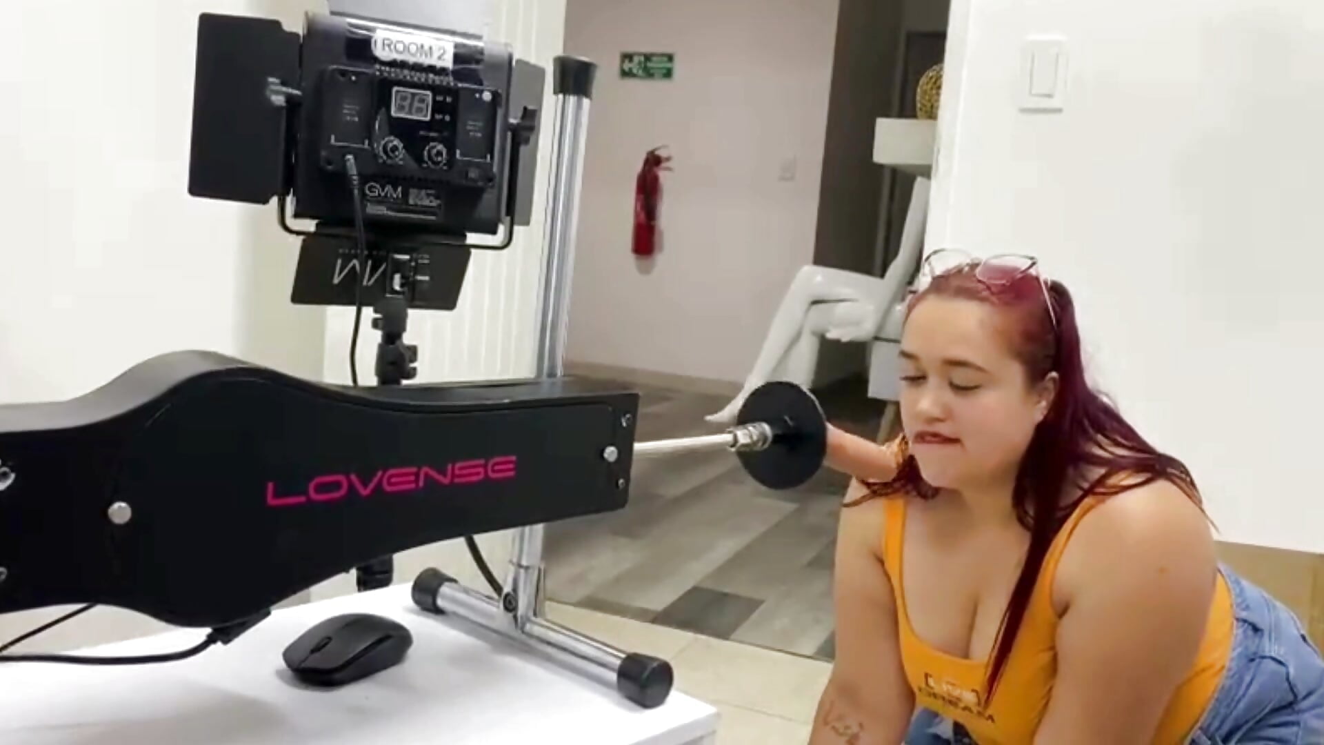 I love the Fucking Machine 🔥 - video by IvyPalacios cam model