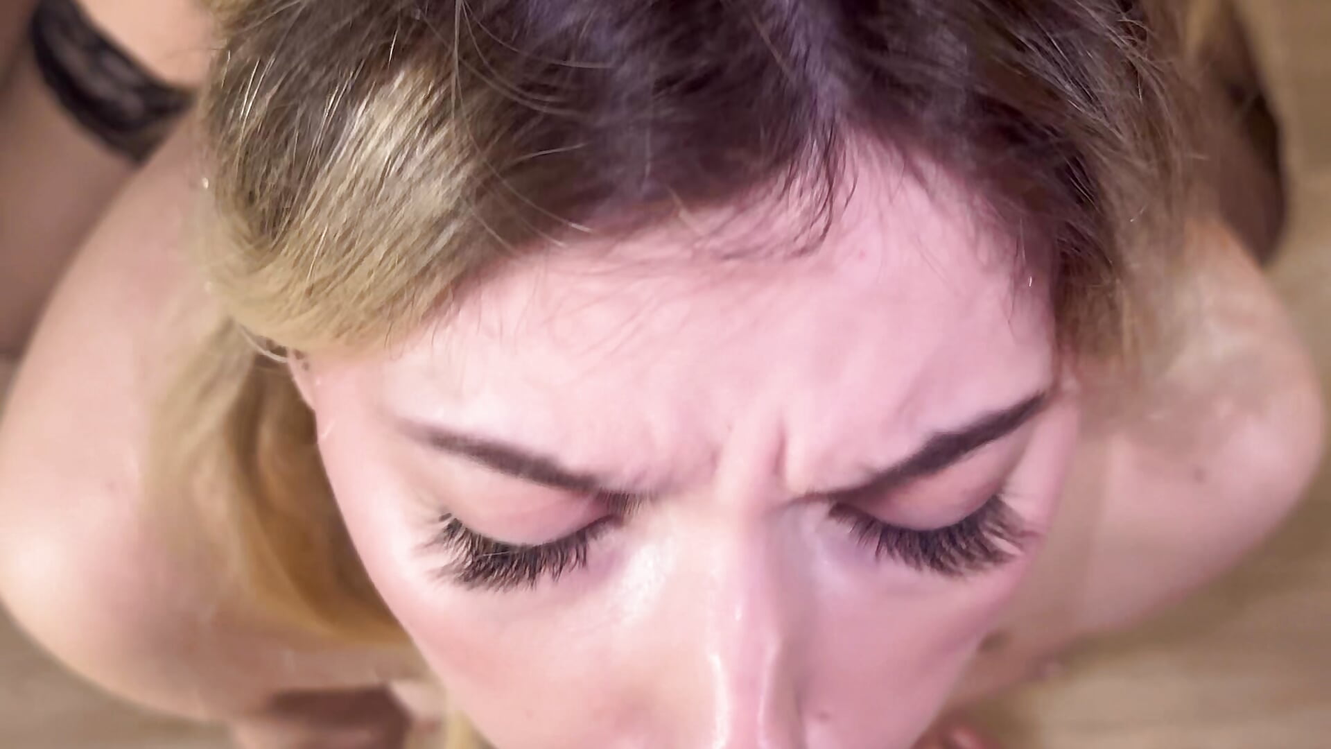 Facial With Awesome View - video av milk-chocolate- cam model