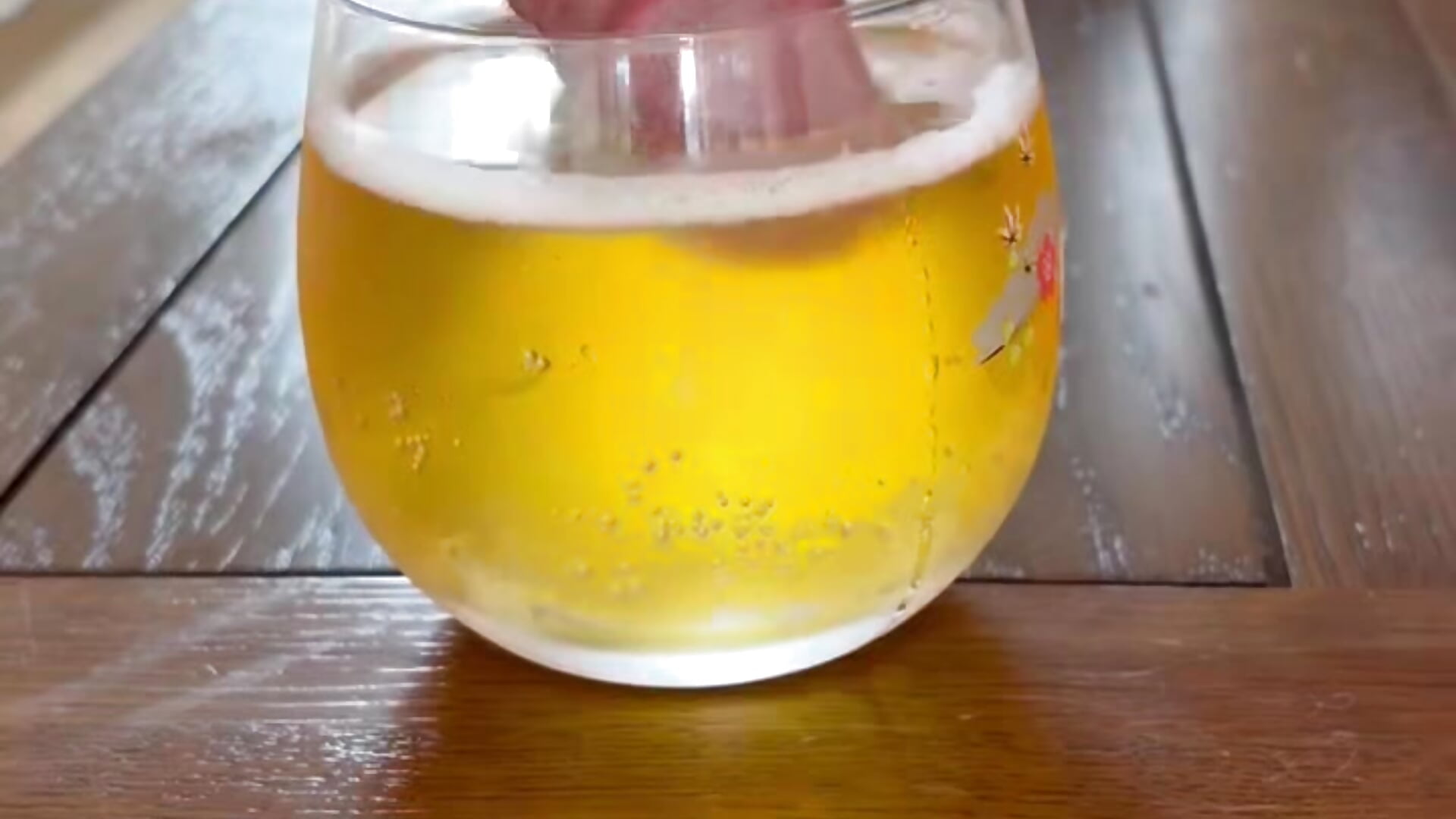 阴茎泡啤酒射精