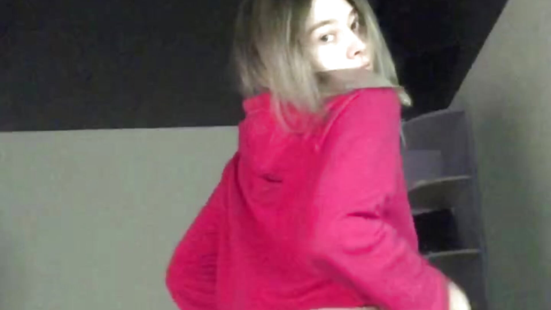 Just a small dance😋 - video by kinaKa cam model