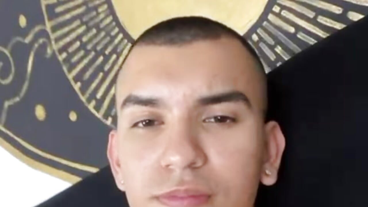 For you - video by RowanCley cam model