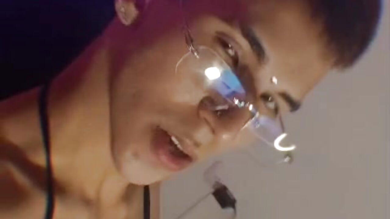 Hey 🤠🍑😱✨ - відео від вебкаммоделі Angelicious_Boy