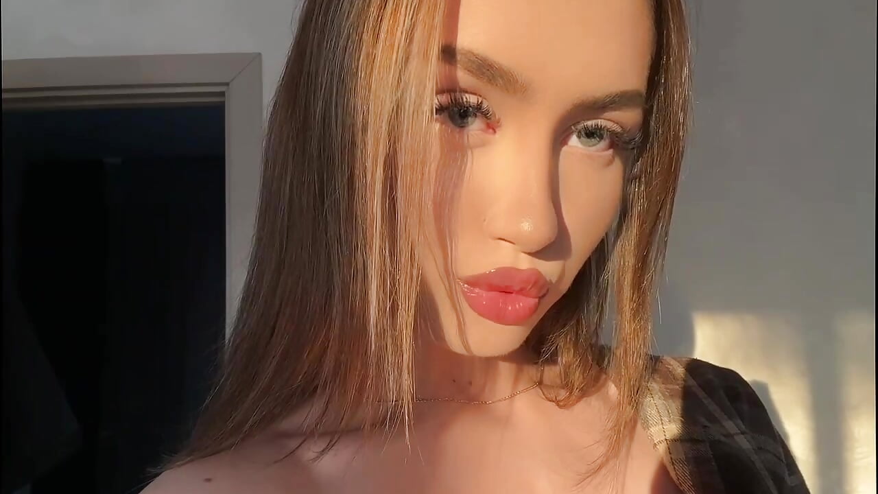 my love - video oleh model kamera IsaVesco