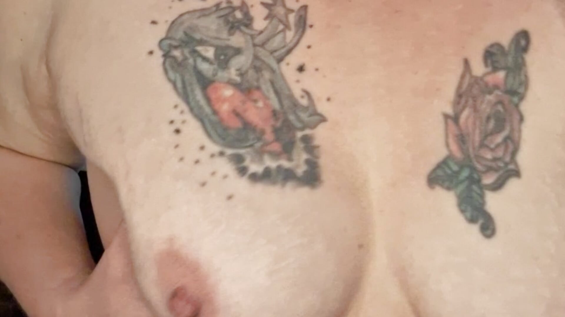1000183872