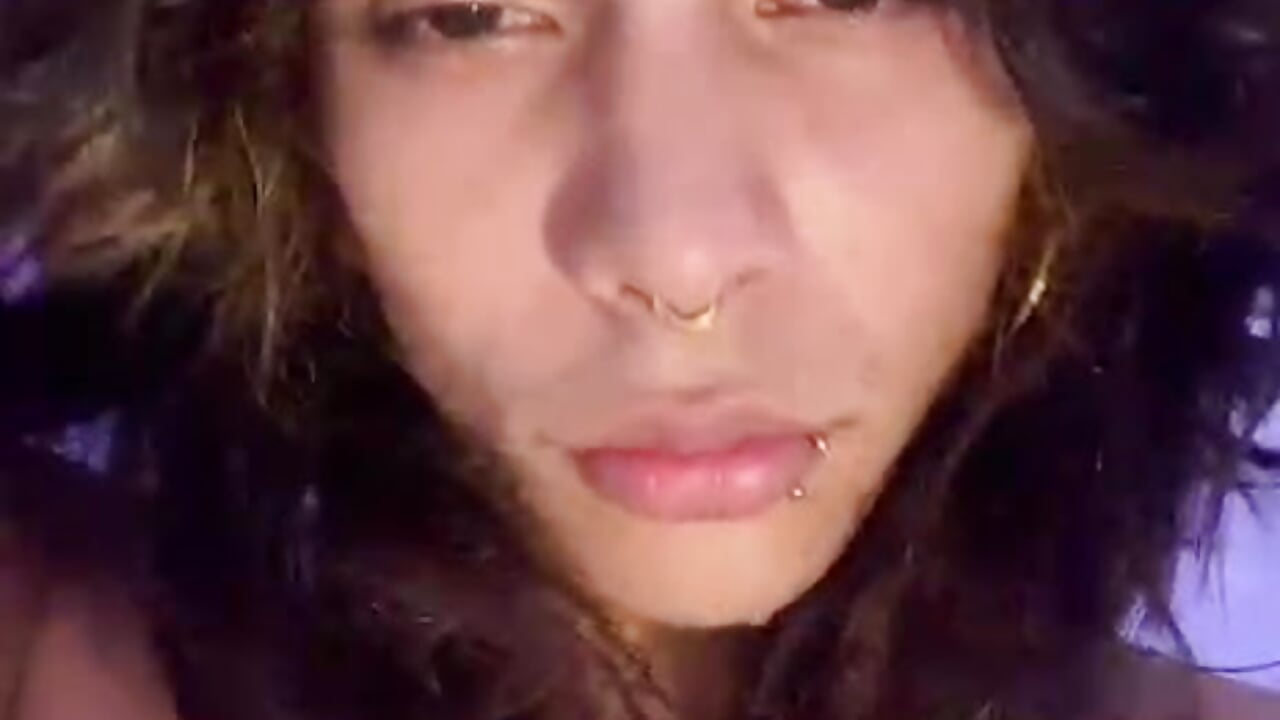 My face - video by Dereck_Manson cam model