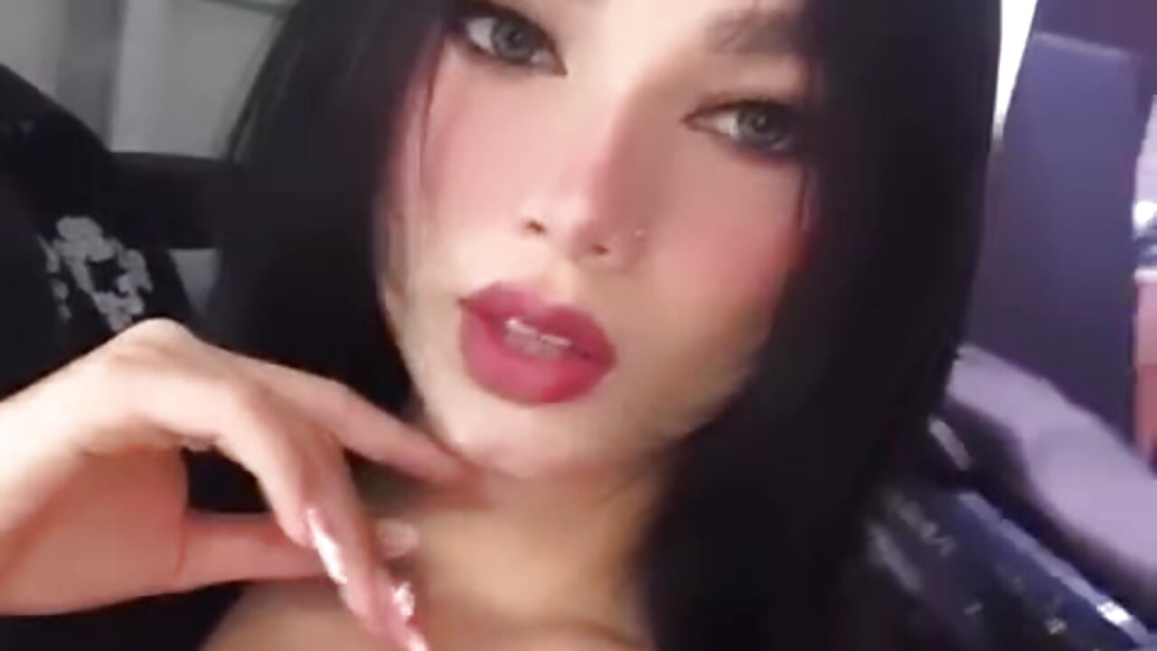 Video 2 - video by emmabridgerton cam model