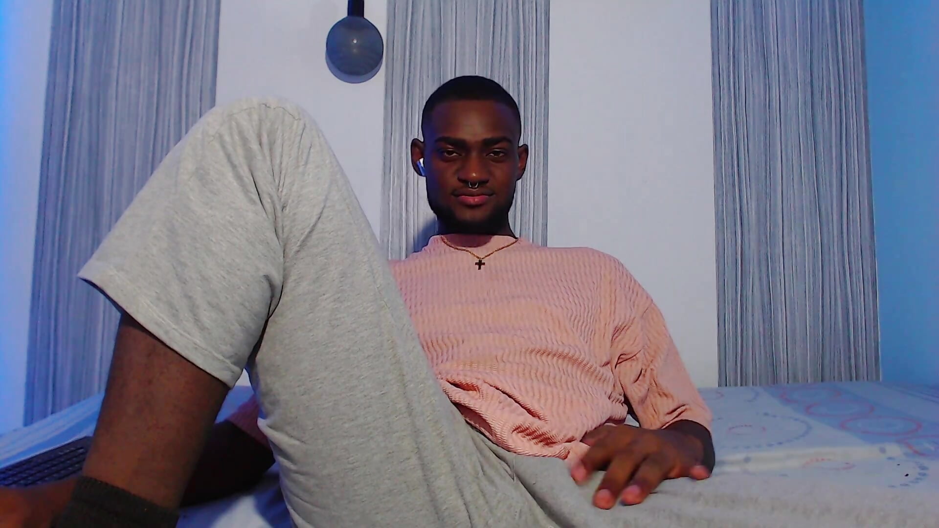 Come! I'm waiting for you - video by eebony_stallion cam model