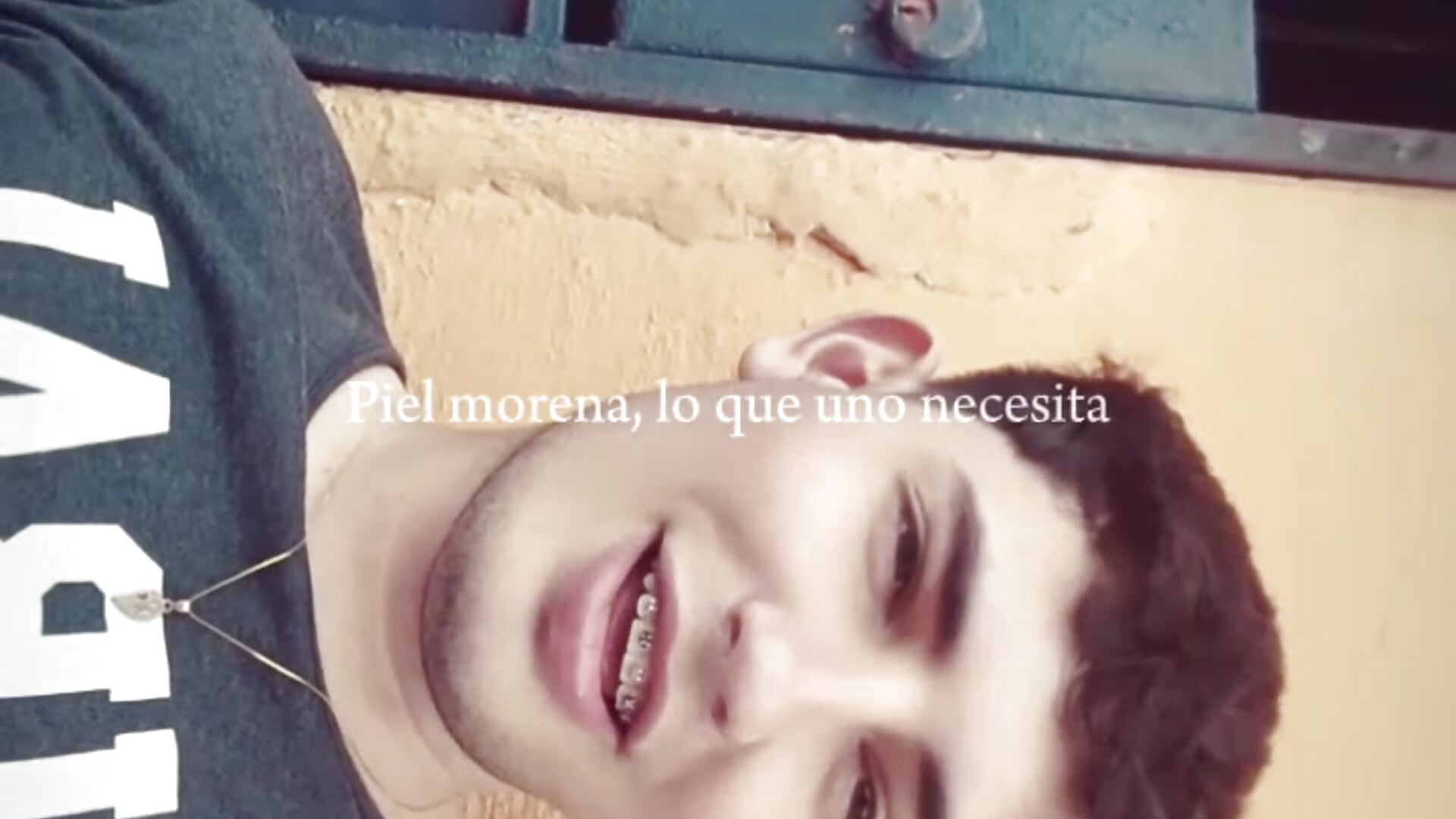 1000539846 - video by causak cam model