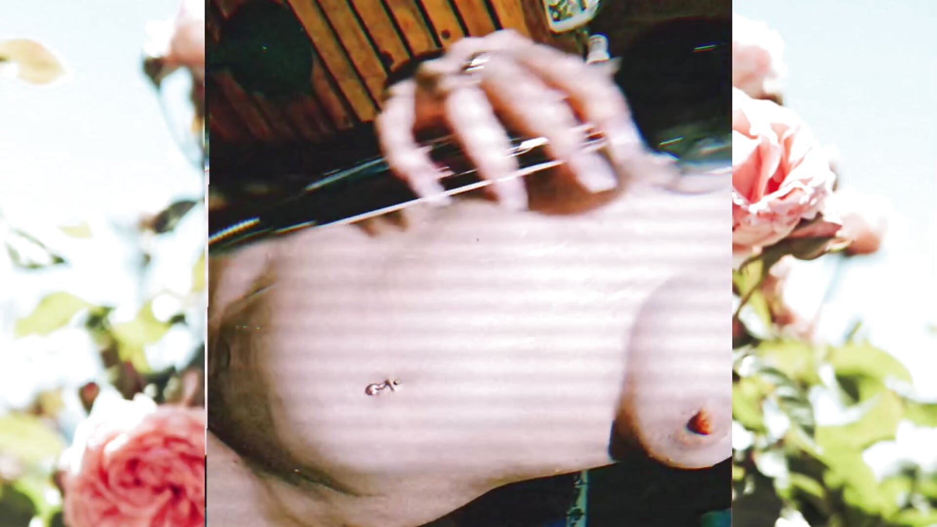 In the shower💦🍑 - video by VrEmEnnnAyA cam model