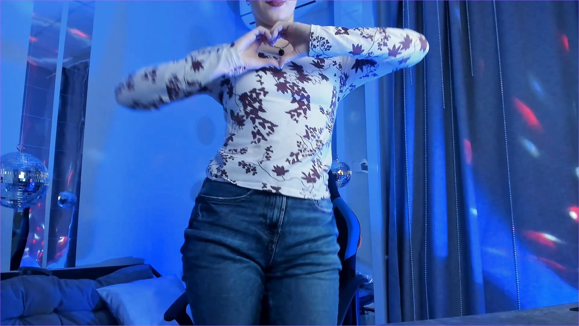 I hope this cute video brightens up your day⭐ - vídeo de BethanyCloud modelo de câmara