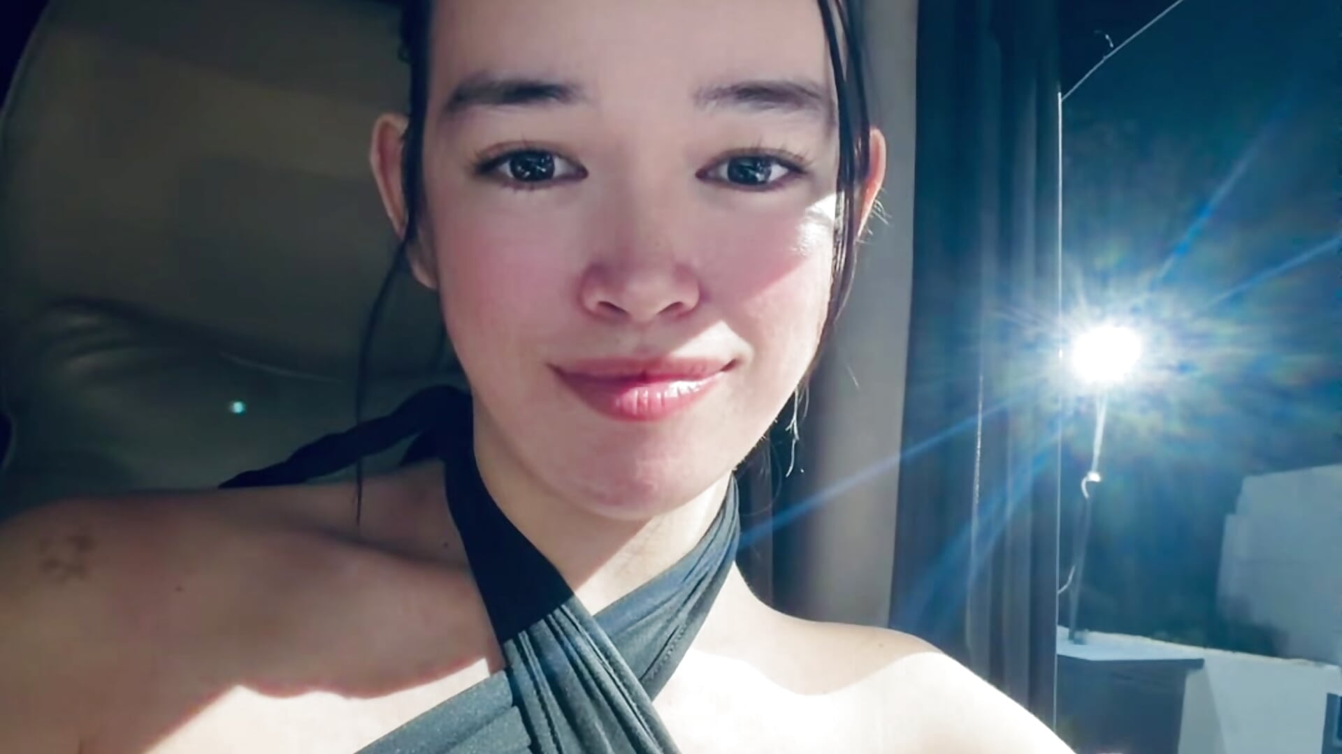 v1c044g50000d4tvllvog65sae9js4gg - video by cummingstar25 cam model