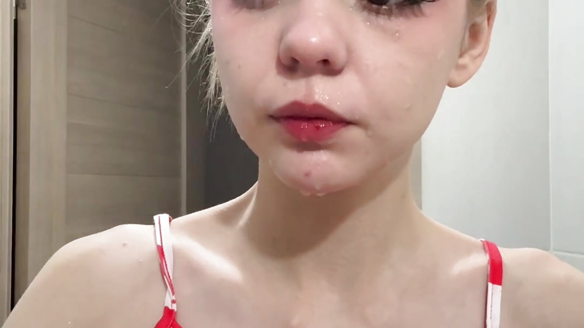 Becoming myself - video di WeiSusi modella di cam