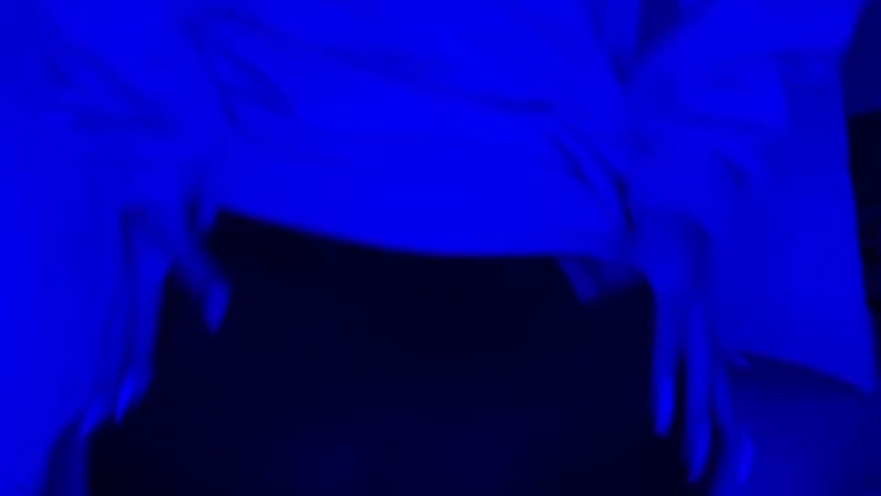 lights and naughty dancing - video by amy_lennox cam model