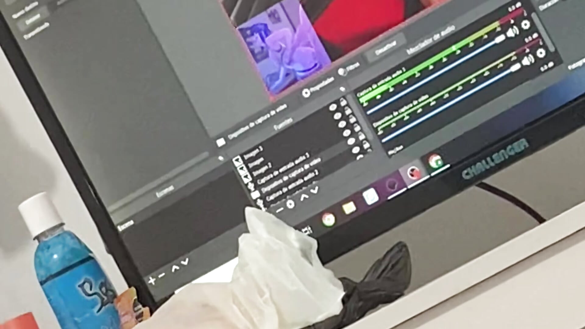 Suck - hotwife26 adlı kamera modelinin videosu