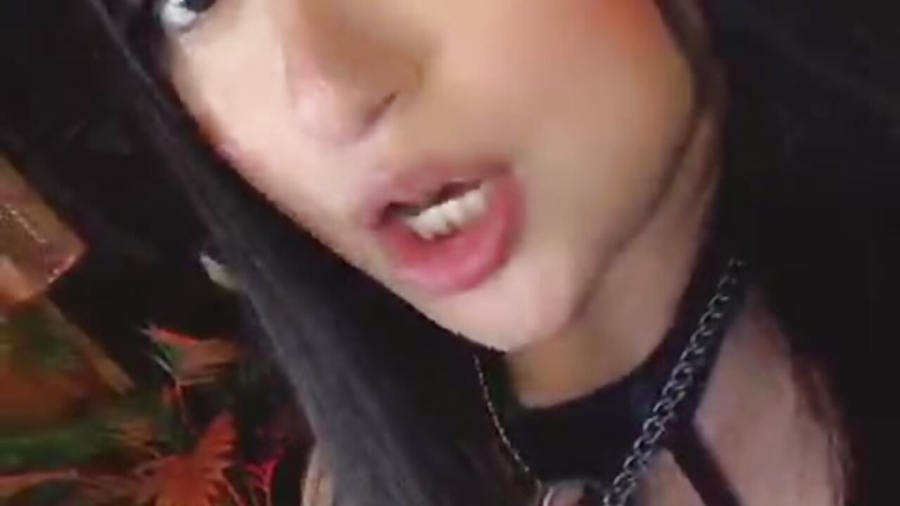 💋 - video by April__foxx cam model