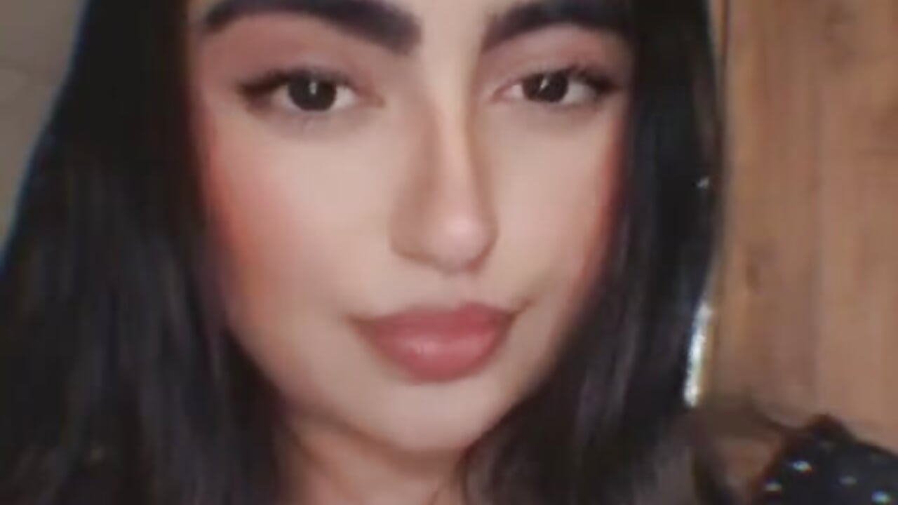 Queen👑 - video by April__foxx cam model