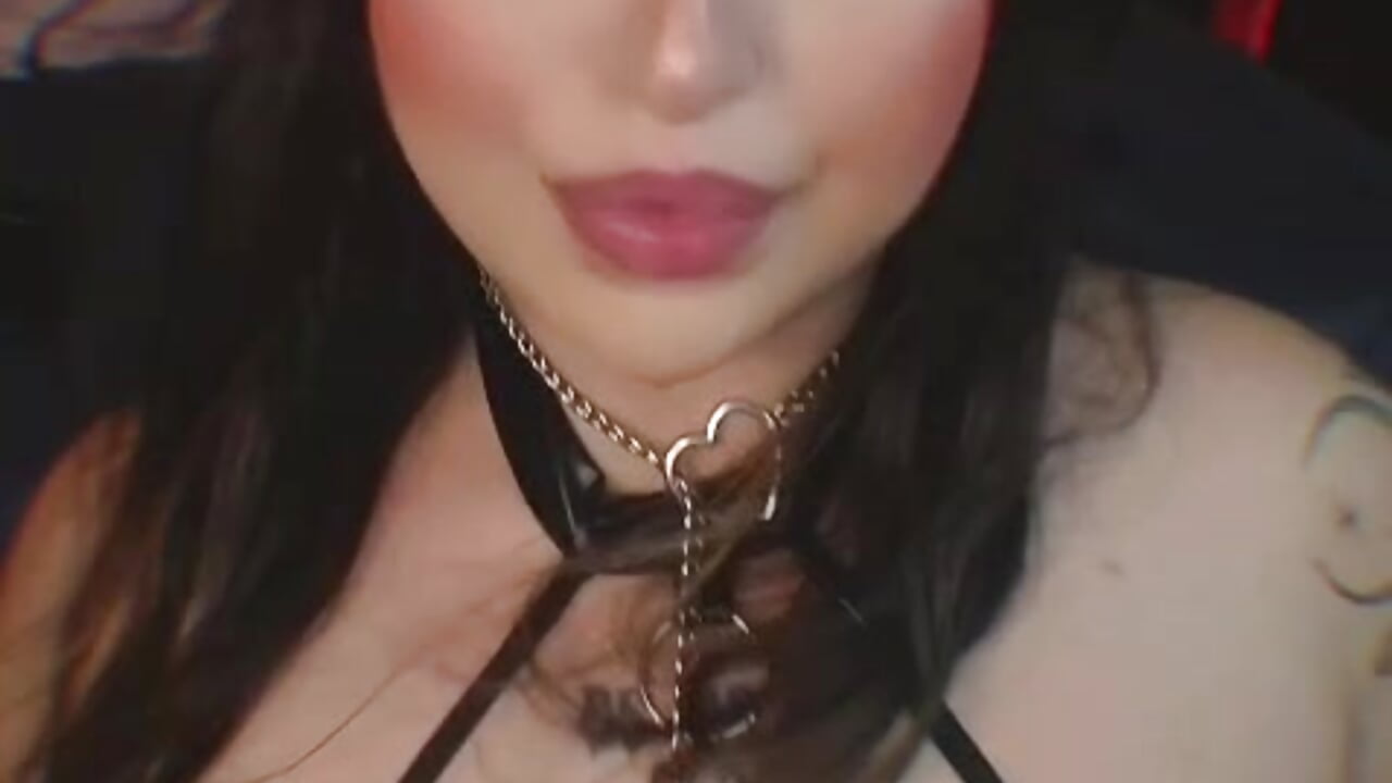 🔥 - video by April__foxx cam model