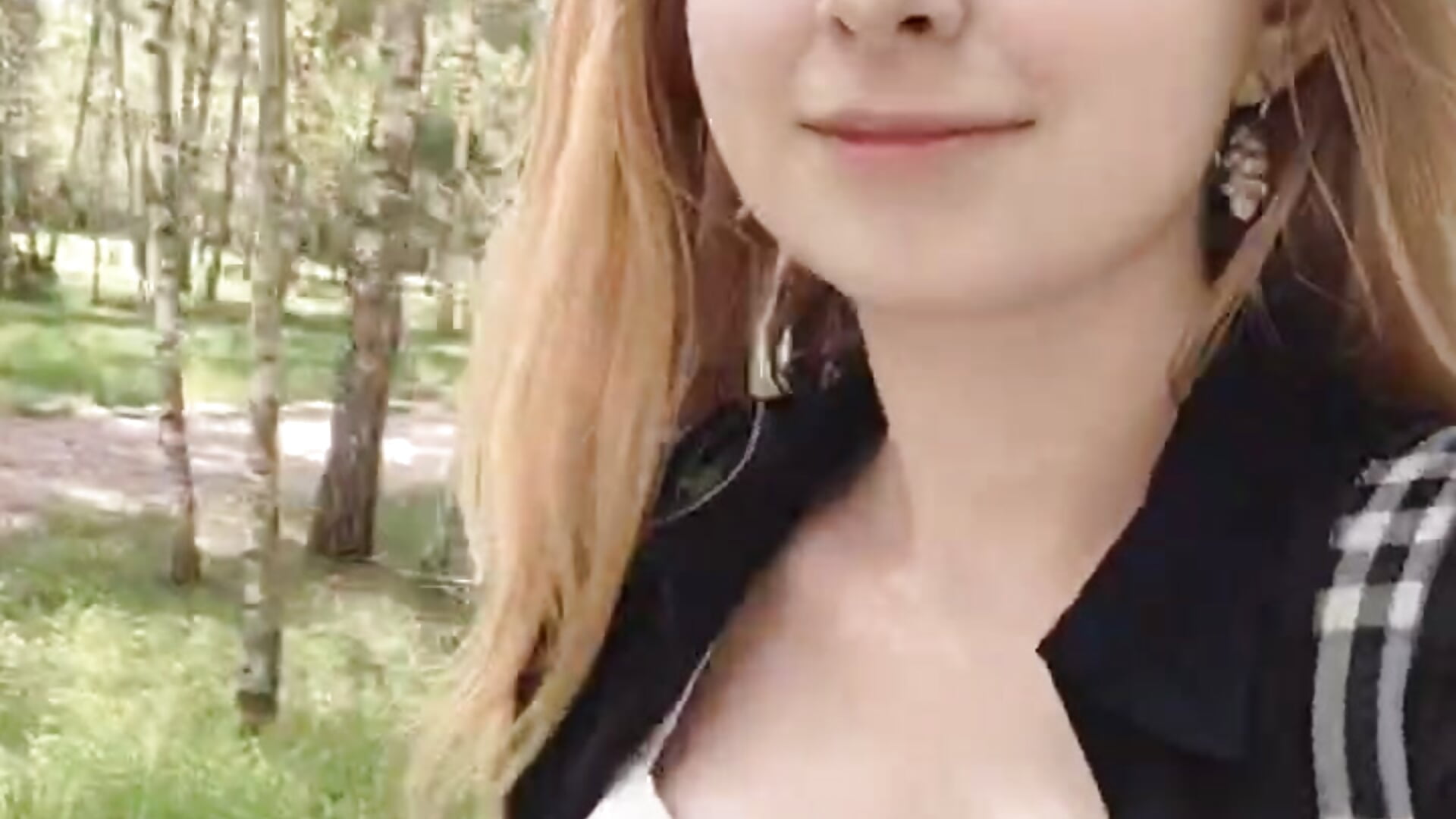 video_2025-08-19_20-11-14 - vídeo de LiaVibes modelo de câmara