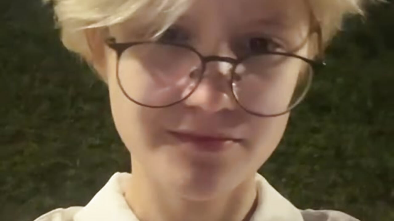 What do you think of me? ;)－カメラキャストのLyndseyDresserの動画