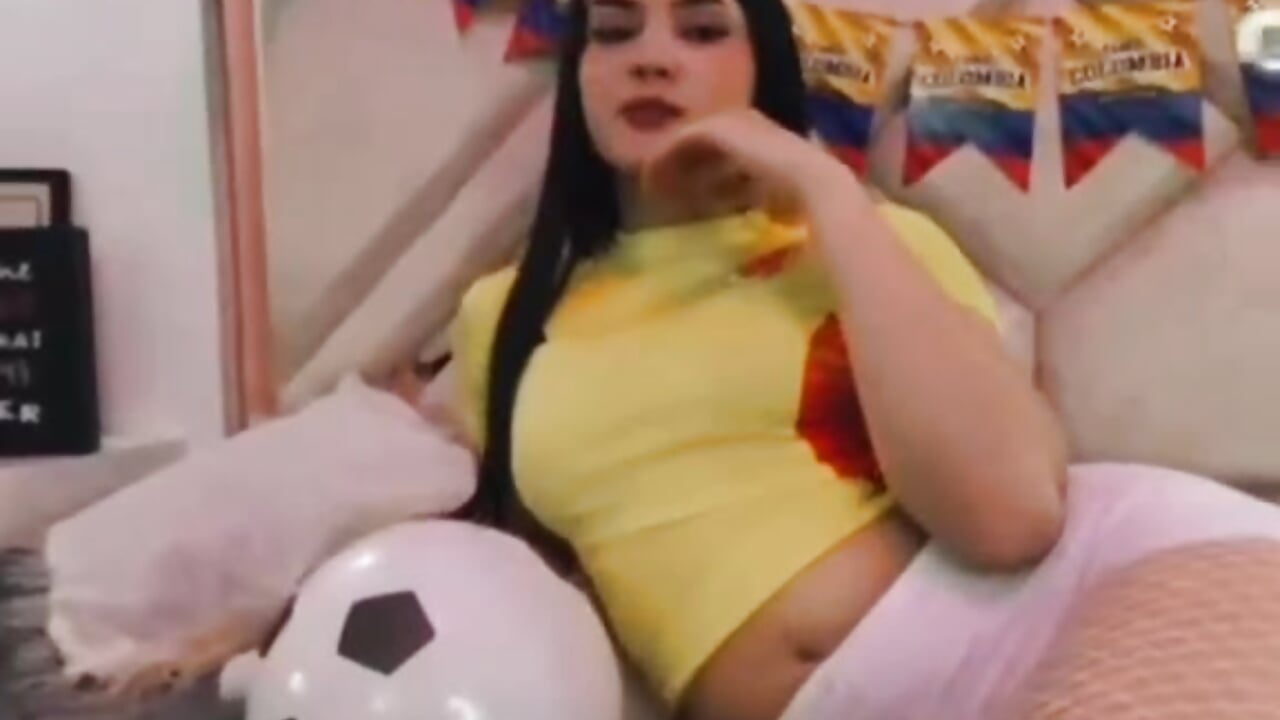 World cup show 💛💙💓 - video oleh Natalie_loffreda kamera model