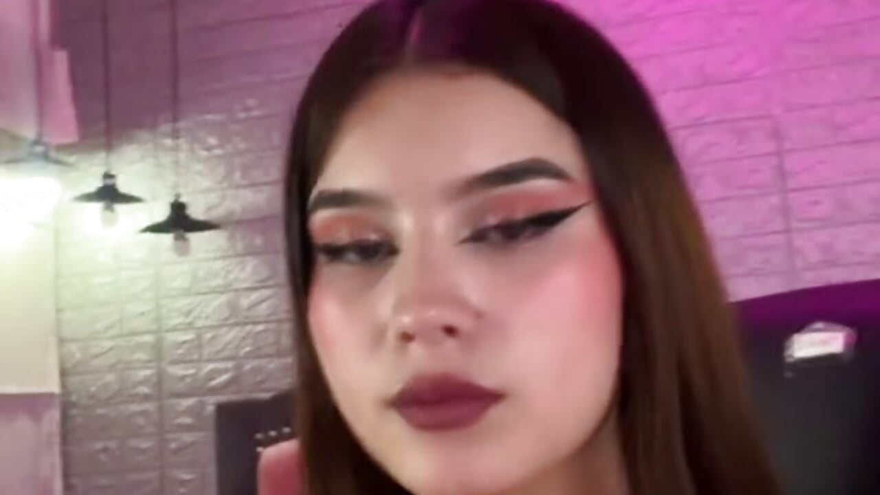 😍😎－カメラキャストのNatalie_loffredaの動画