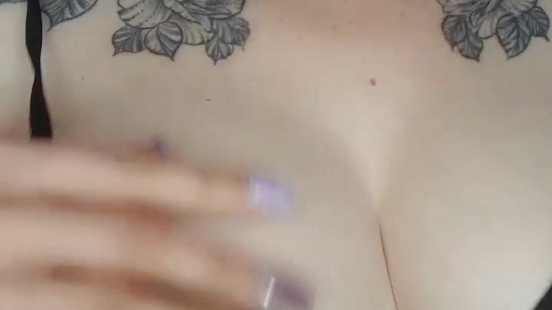 show tittis