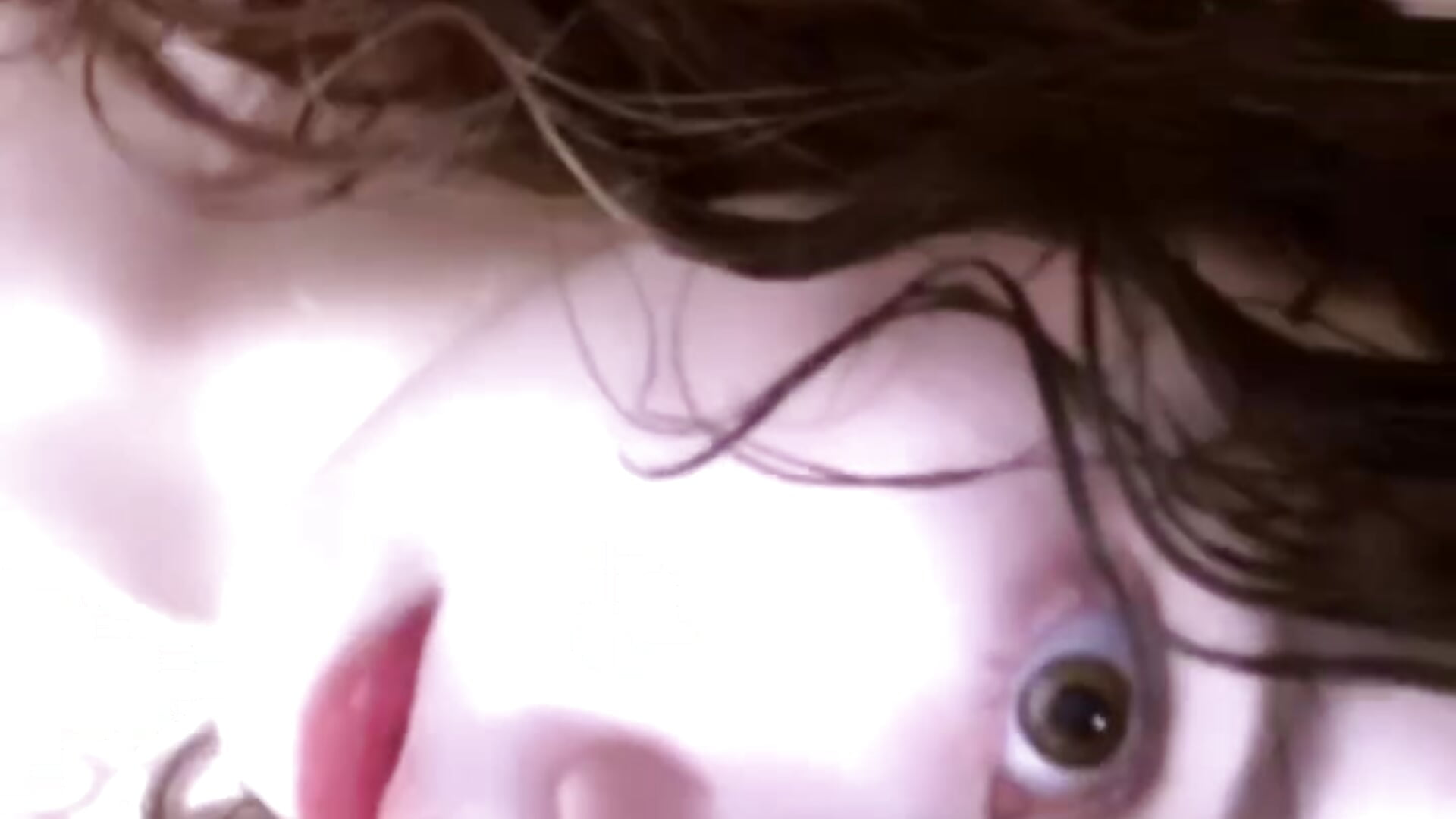 shower - video by uco_mon cam model