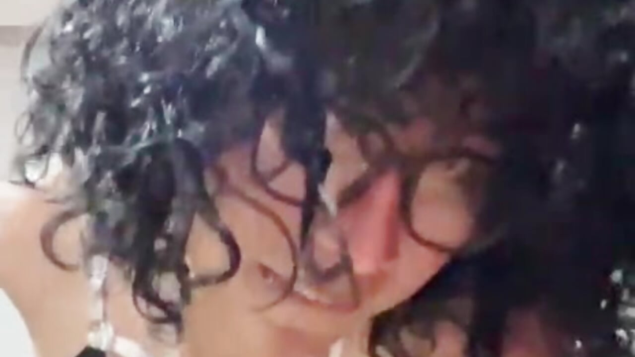 make them red my love.🔥😏 - video by Alex_Tehir cam model