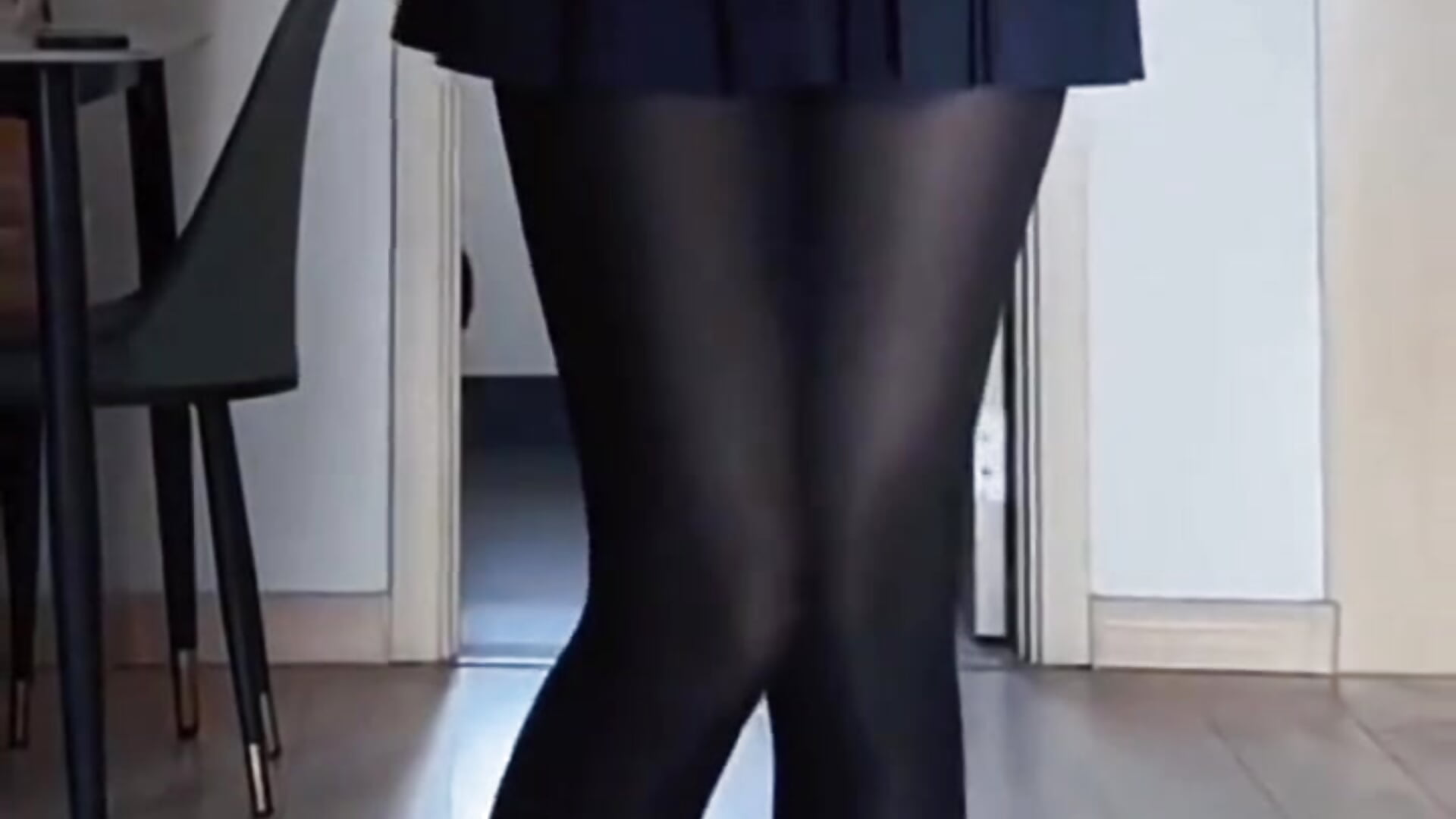 蜜桃黑丝