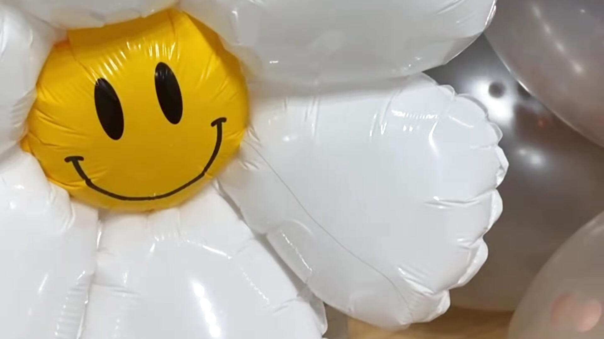 鼻歌初公開やばすぎ🤭 - vídeo de Yuna-ch modelo de câmara