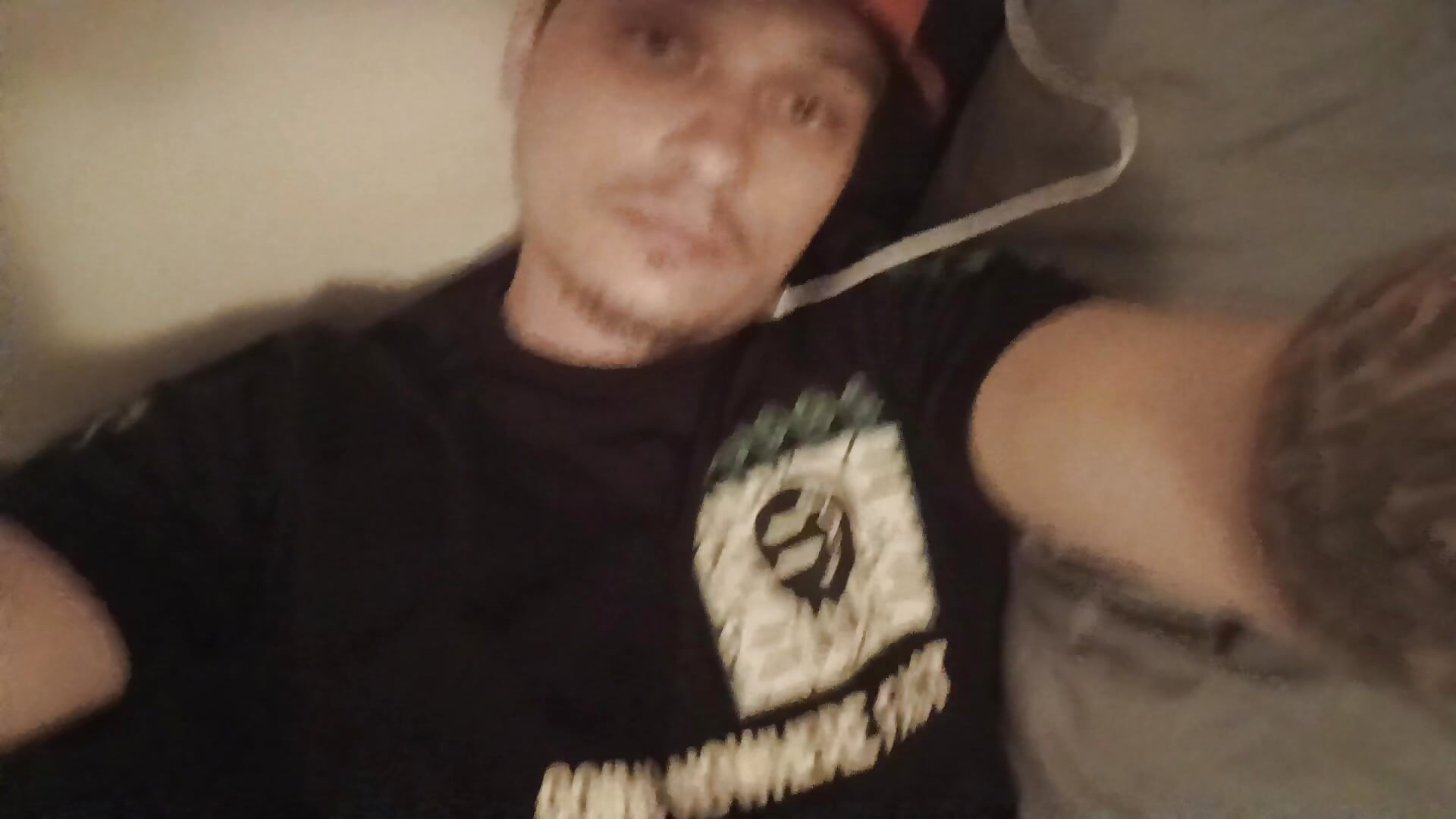 Im Me!You wanna play? - video by twistafatpipe cam model