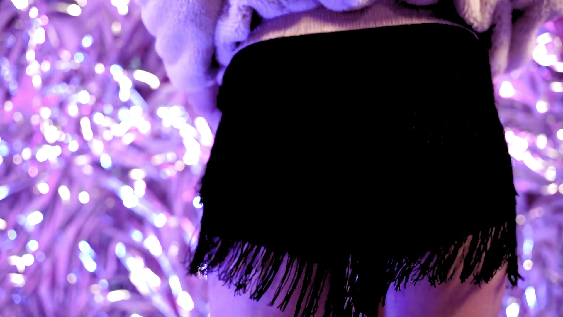 💋 You’ll beg to see what’s under this lingerie. - Maylu_Fox 캠 모델의 동영상