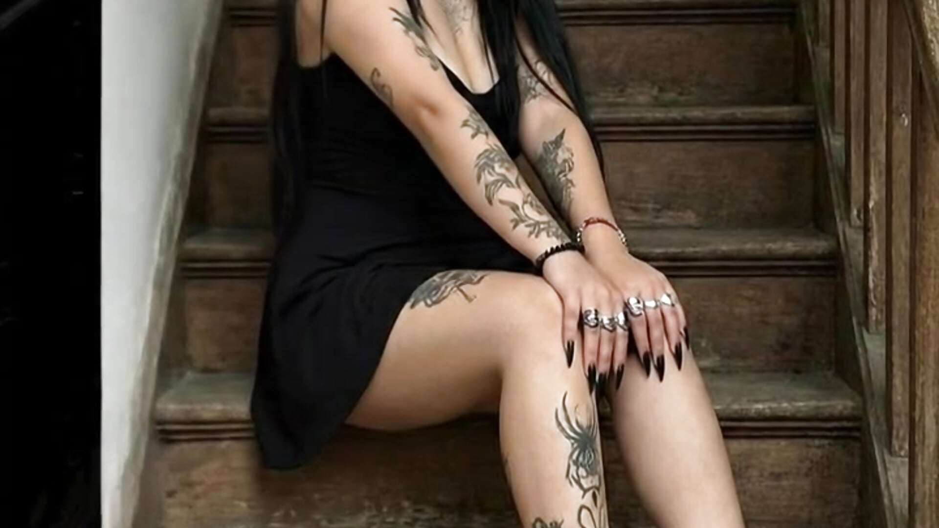 Stairs to heaven - video by Chloe1126_ cam model