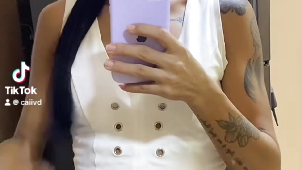 🫣 - video by Luna025 cam model