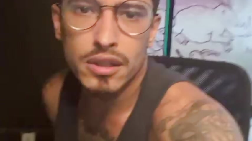 gozando no caderno, short do perna longa
