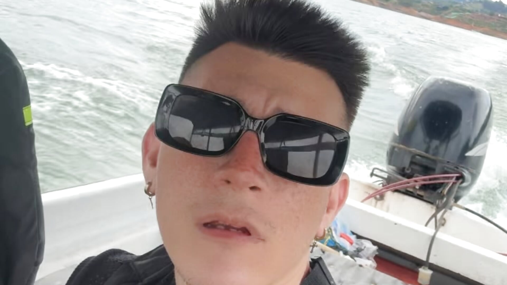 ... - vidéo du modèle de showcams _Onefelipe