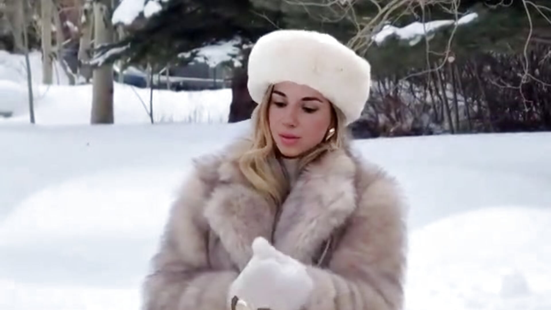 Winter mood - video by JustKatrin cam model